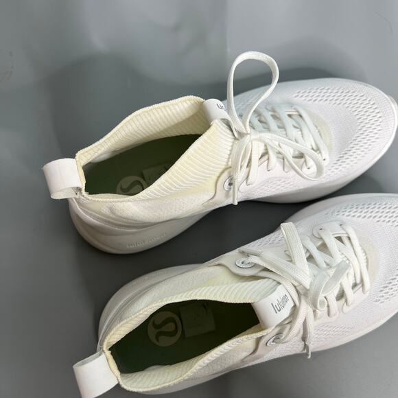 Lululemon Chargefeel White Hi- Top Training Shoes 8 - Picture 6 of 6